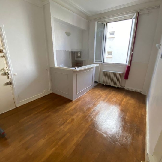  Annonces MAISONS ALFORT : Appartement | CHARENTON-LE-PONT (94220) | 30 m2 | 1 150 € 