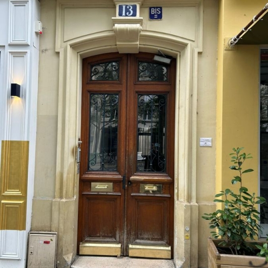  Annonces MAISONS ALFORT : Appartement | PARIS (75011) | 22 m2 | 210 000 € 