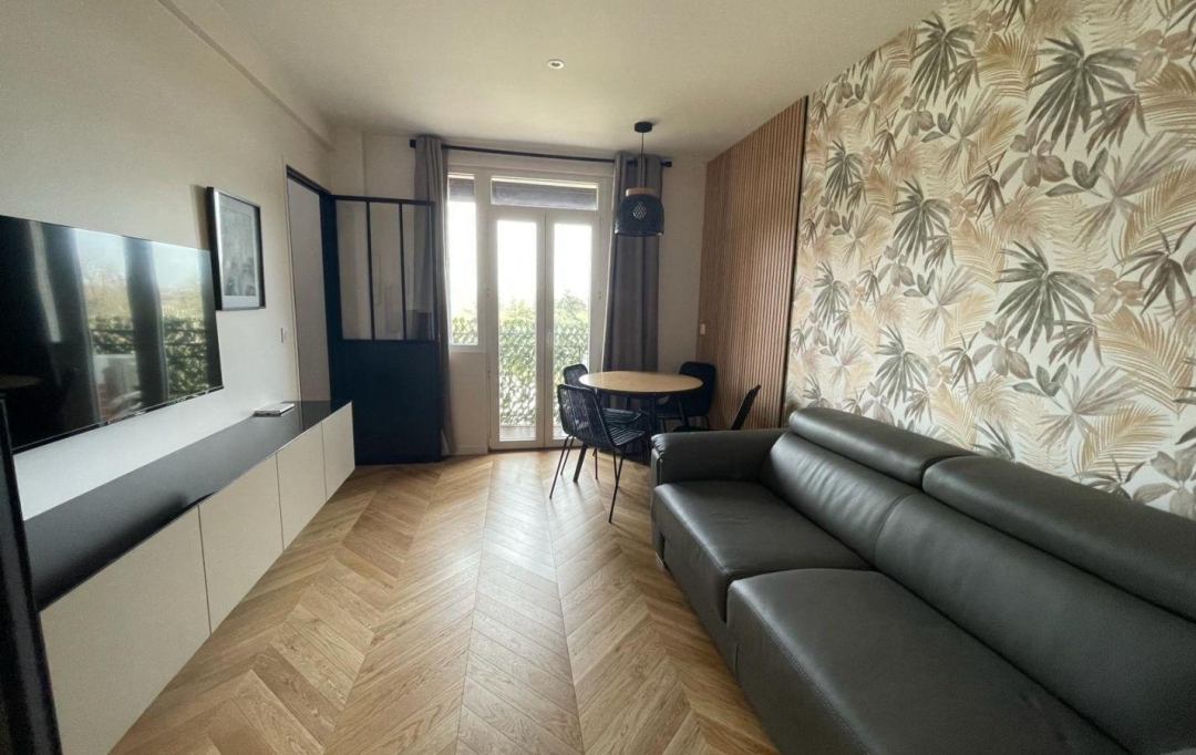 Annonces MAISONS ALFORT : Appartement | CHARENTON-LE-PONT (94220) | 38 m2 | 1 500 € 