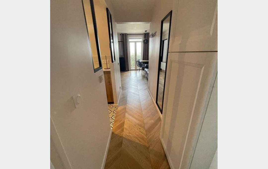 Annonces MAISONS ALFORT : Appartement | CHARENTON-LE-PONT (94220) | 38 m2 | 1 500 € 