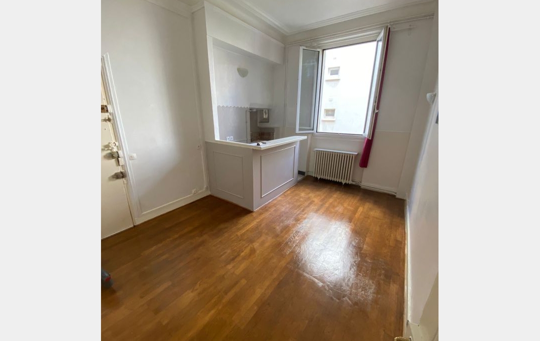 Annonces MAISONS ALFORT : Appartement | CHARENTON-LE-PONT (94220) | 30 m2 | 1 150 € 