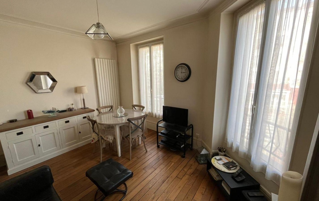 Annonces MAISONS ALFORT : Appartement | CHARENTON-LE-PONT (94220) | 50 m2 | 435 000 € 